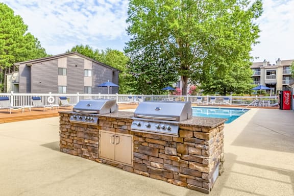 Grill Stations at The Parke at Trinity Apartment Homes, North Carolina, 27607