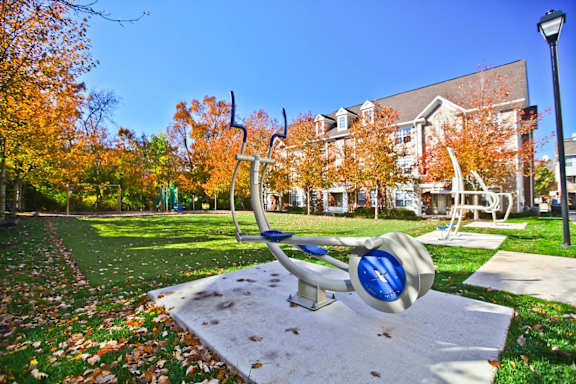 Playground at Woodland Park, Herndon