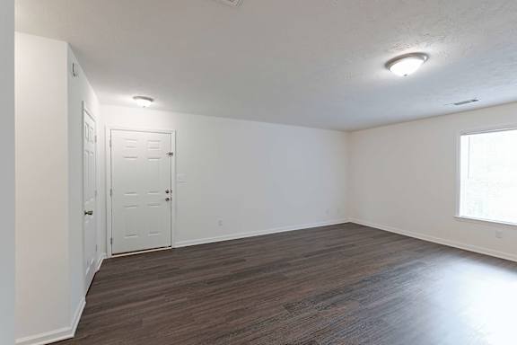 Invigorating airy room with open window at Sanctuary Apartments and Townhomes, Georgia, 30909