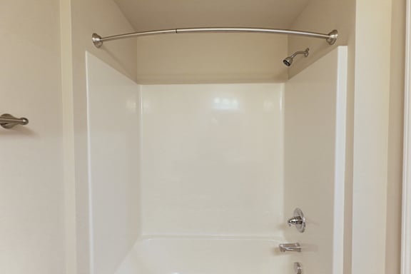 Bath tub area at The Vista Apartments &amp; Townhomes, Warrenville, SC