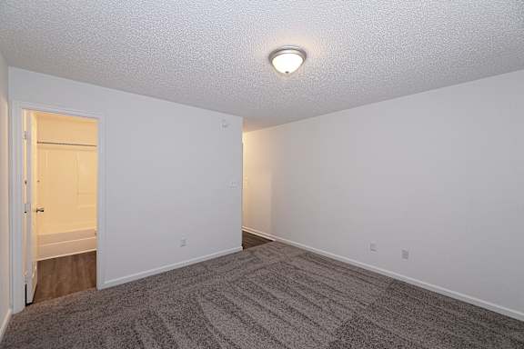 Comfortable serene room with soft lighting at Sanctuary Apartments and Townhomes, Augusta, 30909