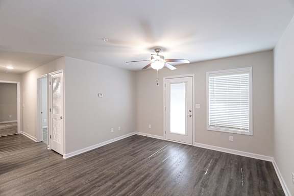 Unfurnished Living Area at Helena Springs, Augusta Georgia