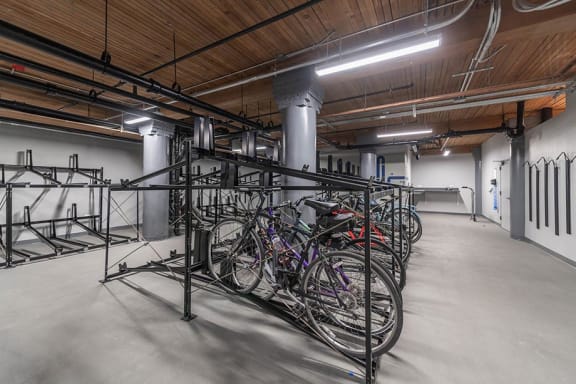 Chicago luxury apartments bike room storage and repair room residential amenity