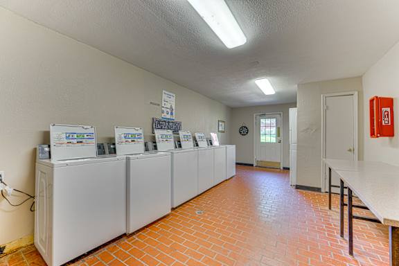 Laundry Room at Copper Hill Apartments, Texas