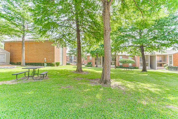 Beautiful Garden Exterior at Copper Hill Apartments, Bedford, TX, 76021