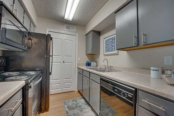 Bright Kitchen at Indian Creek Apartments, Texas, 75007