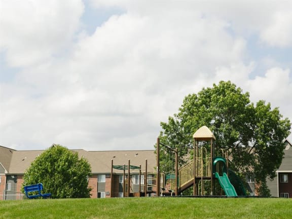playground behind Valley Creek Apartments in Woodbury, Mn