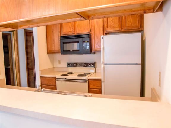 kitchen bar at Capitol View Apartments in Lincoln Nebraska