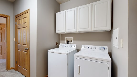washer and dryer included at stone creek villas