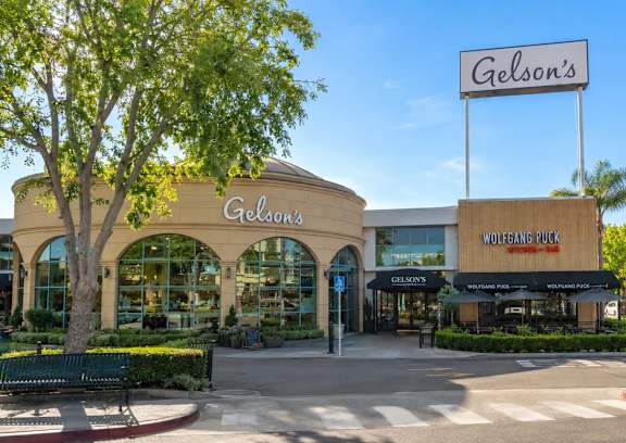 A Gelson's store with a large sign above the entrance.