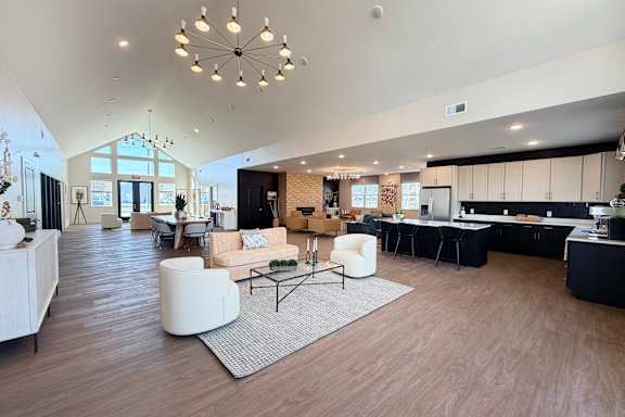 Clubhouse with vaulted ceiling and entertainment kitchen at The Meridian on 32 Apartments, Batavia, OH 45103