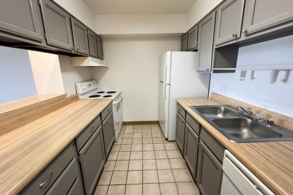 Kitchen renovated at Indian Lookout Apartments, Cincinnati