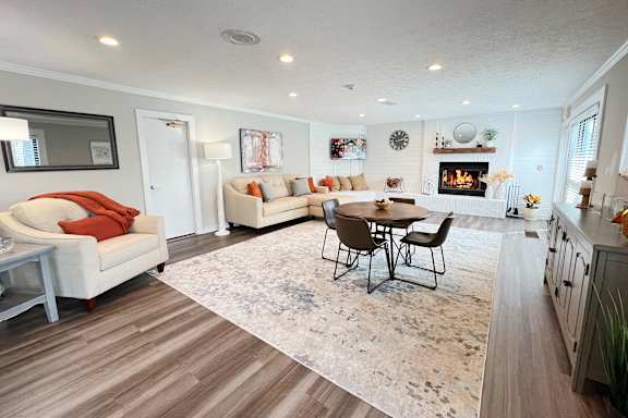 Leasing Office