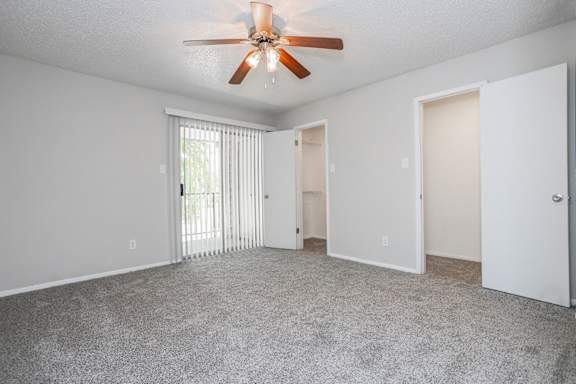 Oak Tree Village 2122 Bedroom