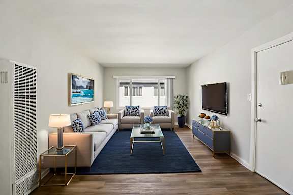 Bright and spacious  Living Room.