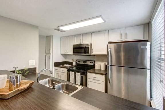 kitchen at The Fountains at Deerwood Apartments ,Jacksonville, FL 32256
