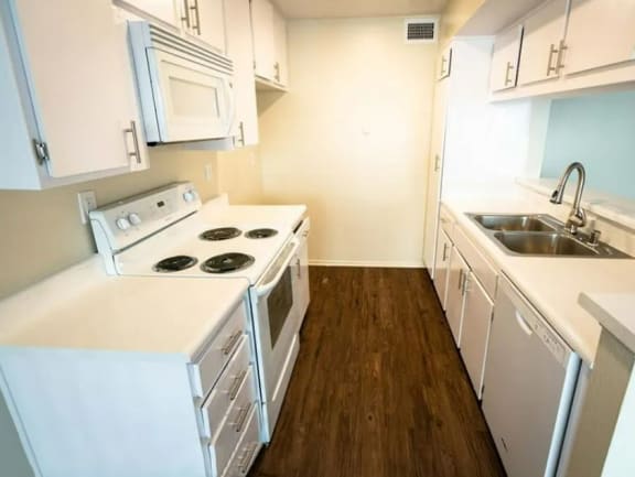 Kitchen at Canyons at Santa Clarita