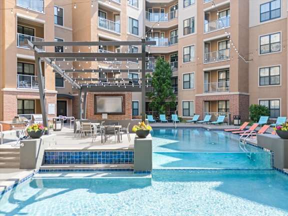 Tiered Pool with Tanning Deck at 46 Penn Apartment Homes, Kansas City, MO