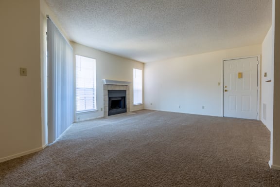Living room area3 at Coventry Oaks Apartments, Kansas, 66214