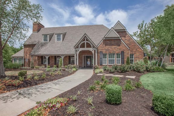 Courtyard Walking Trail at Pebblebrook, Overland Park, KS