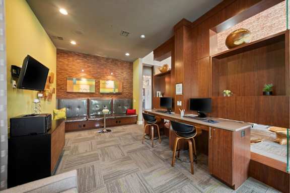 Business Center at Creekside Apartments in Overland Park, KS
