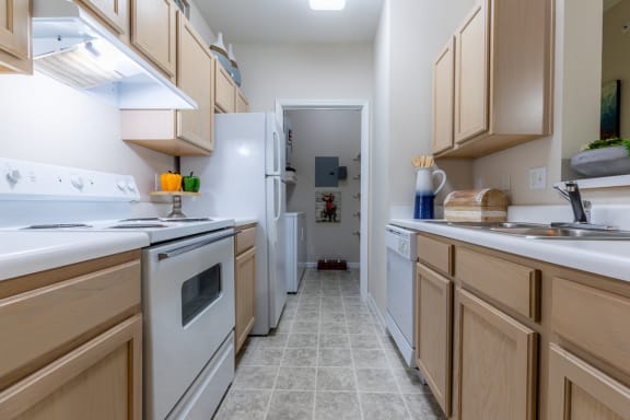 Large Kitchen at Crowne Chase Apartment Homes, Overland Park, KS, 66210