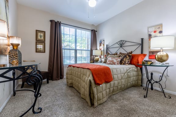 Large Bedroom at Crowne Chase Apartment Homes, Overland Park, KS, 66210