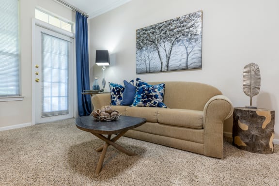 Comfortable Living Room at Crowne Chase Apartment Homes, Overland Park