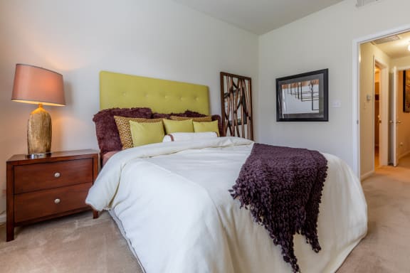 Bedroom with bed, bed lamps at Stonepost Lakeside, Kansas, 66062
