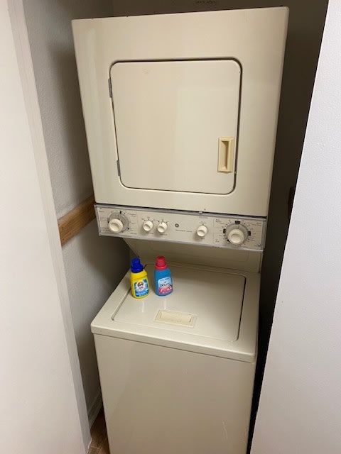 Washer/Dryer Connections at Waterford Place Apartments & Townhomes, Overland Park, 66210