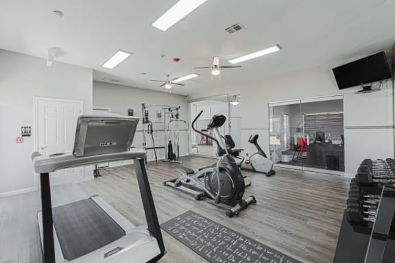 resident gym in west houston luxury apartments