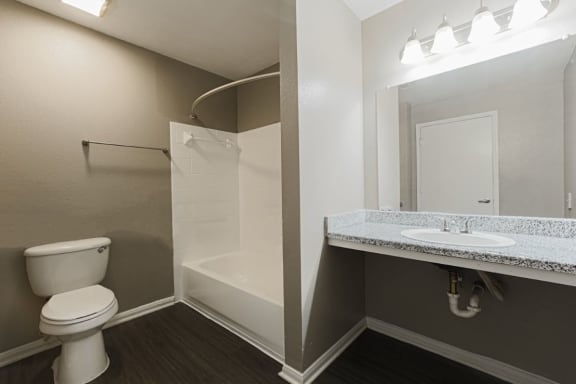 bathroom in west houston luxury apartments