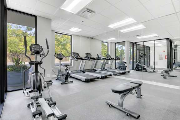 Fitness Center at Acclaim on North Avenue, Chicago, IL, 60610