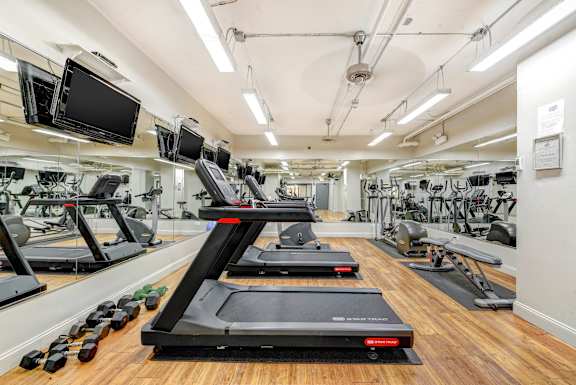 Gym at Lincoln Park Plaza Apartments, Chicago, Illinois