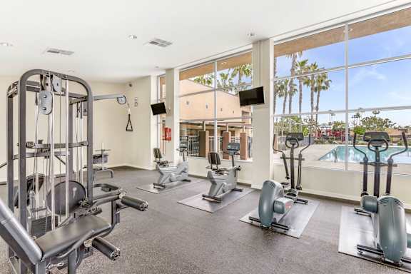 Apartment Fitness Center at Northpointe Apartments, Long Beach, CA, 90805