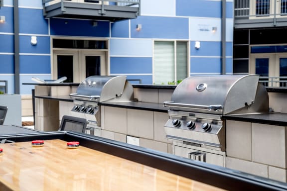 Outdoor Grills at The Ambassador at Library Square, Indianapolis, 46204