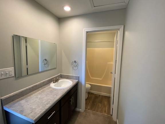 Main Bathroom at Governor Square Apartments