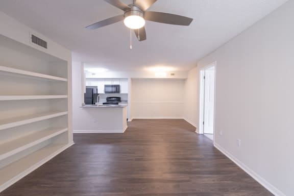 Vacant Living Room at The Residence at White River Apartments, Indiana, 46228
