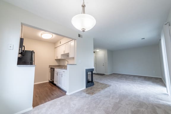 Spacious Living Rooms at Woodbridge Apartments, Kentucky