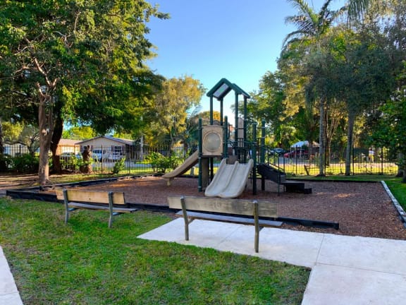 Oaks at Pompano playground
