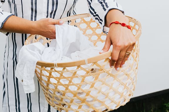 on-site laundry facility at breckenridge apartments