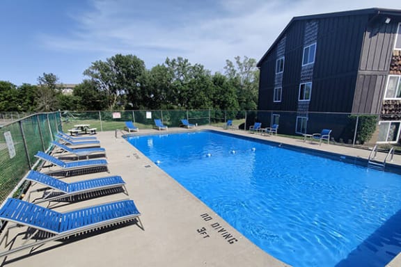 Swimming Pool in Davenport, IA