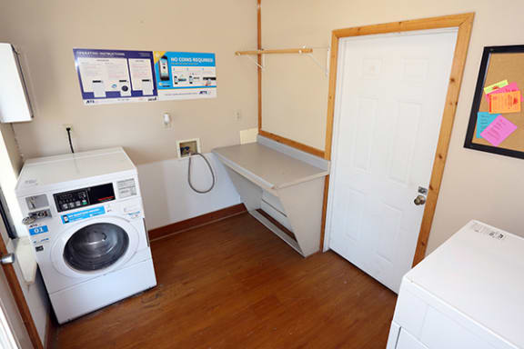 On-site laundry facility at cross creek