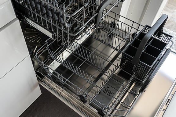 Apartment dishwasher in-unit at huntley ridge clarksville