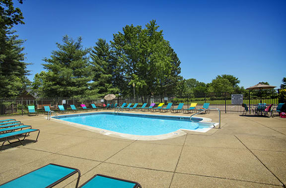 pool and sundeck area at indian woods apartments