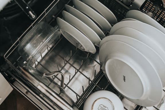apartments with dishwashers