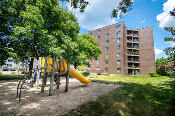 pool at River's Edge Apartments