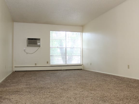 apartment with large windows in Village green apartment