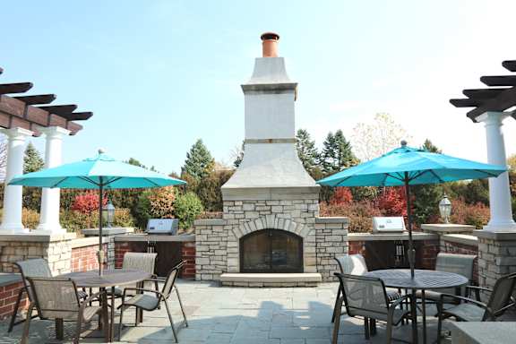Lounge w Fireplace at Regency Place, Oakbrook Terrace, 60181