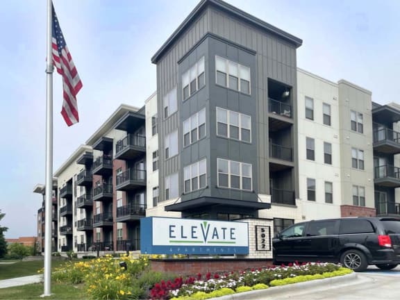 Elevate Front picture